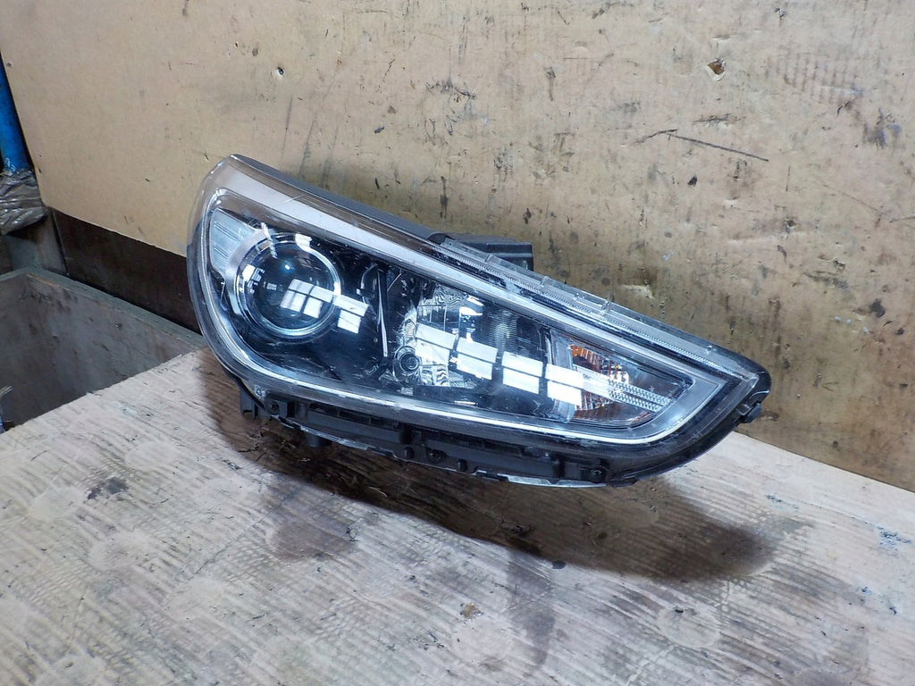 Frontscheinwerfer Hyundai I30 92102G4000 Halogen Rechts Scheinwerfer Headlight