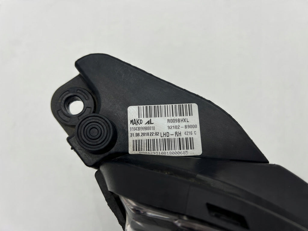 Frontscheinwerfer Hyundai I10 92102-B9000 Rechts Scheinwerfer Headlight