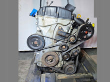 Laden Sie das Bild in den Galerie-Viewer, Motor Kia Carens I G4KA 2.0 144PS 106kW 169TKm 2008 Benzin Engine Unkomplett MOT7620320257mp