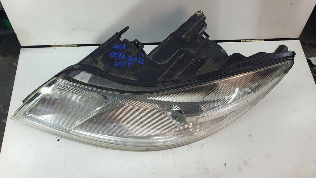 Frontscheinwerfer Skoda Octavia 1Z1941015F-4 Links Scheinwerfer Headlight SCH7885355859er