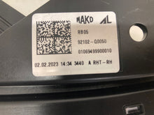 Laden Sie das Bild in den Galerie-Viewer, Frontscheinwerfer Hyundai I20 III 92102-Q0050 Rechts Scheinwerfer Headlight