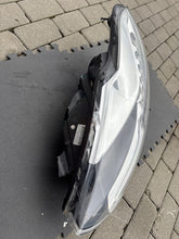 Load image into Gallery viewer, Frontscheinwerfer Citroën Ds5 9806093480-00 Bi-Xenon Links Headlight