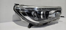 Laden Sie das Bild in den Galerie-Viewer, Frontscheinwerfer Toyota Hilux VIII LED Rechts Scheinwerfer Headlight SCH1983788450kr