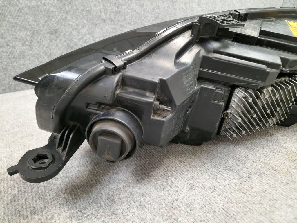 Frontscheinwerfer Audi 8W6941086D-SCZ Rechts Scheinwerfer Headlight SCH7624571504iz