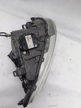 Laden Sie das Bild in den Galerie-Viewer, Frontscheinwerfer Volvo 31698825 Xenon Rechts Scheinwerfer Headlight SCH8802043626lg