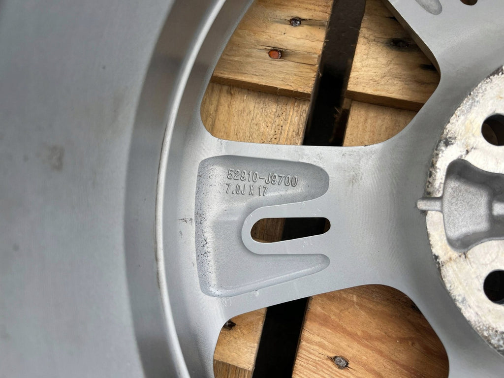 1x Alufelge 17 Zoll 5x114.3 52910J9700 Hyundai Kona Rim Wheel FEL4194016953ls