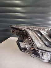 Laden Sie das Bild in den Galerie-Viewer, Frontscheinwerfer Toyota C-Hr 81150-F4071-00 Links Scheinwerfer Headlight SCH4509648796yj