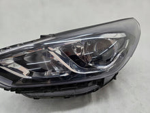 Laden Sie das Bild in den Galerie-Viewer, Frontscheinwerfer Hyundai I30 III G4921-64010 Ein Stück (Rechts oder Links)