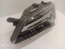 Load image into Gallery viewer, Frontscheinwerfer Seat Ateca 90117433 576941007D LED Links Headlight