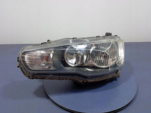 Laden Sie das Bild in den Galerie-Viewer, Frontscheinwerfer Mitsubishi Lancer VIII I 990051- P6119L Links Headlight SCH9574650889jc