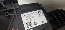 Laden Sie das Bild in den Galerie-Viewer, Frontscheinwerfer Mercedes-Benz W247 A2479065703 A2479065803 LED Ein Satz SCH7171726531cs
