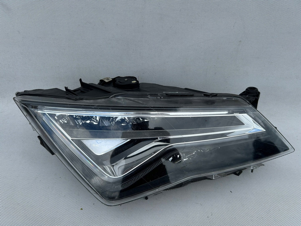 Frontscheinwerfer Seat Ateca 576941008F 90117434A Full LED Rechts Headlight