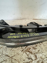 Laden Sie das Bild in den Galerie-Viewer, Frontscheinwerfer 3711080 Rechts Scheinwerfer Headlight SCH1520665503fd