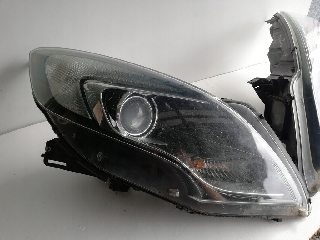 Frontscheinwerfer Opel Zafira C 13399858 13399859 Ein Stück (Rechts oder Links)