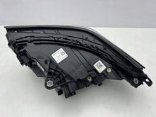 Laden Sie das Bild in den Galerie-Viewer, Frontscheinwerfer BMW 5 5A798D2-09 LED Rechts Scheinwerfer Headlight SCH6887124966av