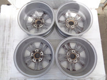 Laden Sie das Bild in den Galerie-Viewer, 4x Alufelge 16 Zoll 7.5" 5x120 37ET Glanz Silber 6866304 BMW 3 4 Rim Wheel FEL8154654893kg