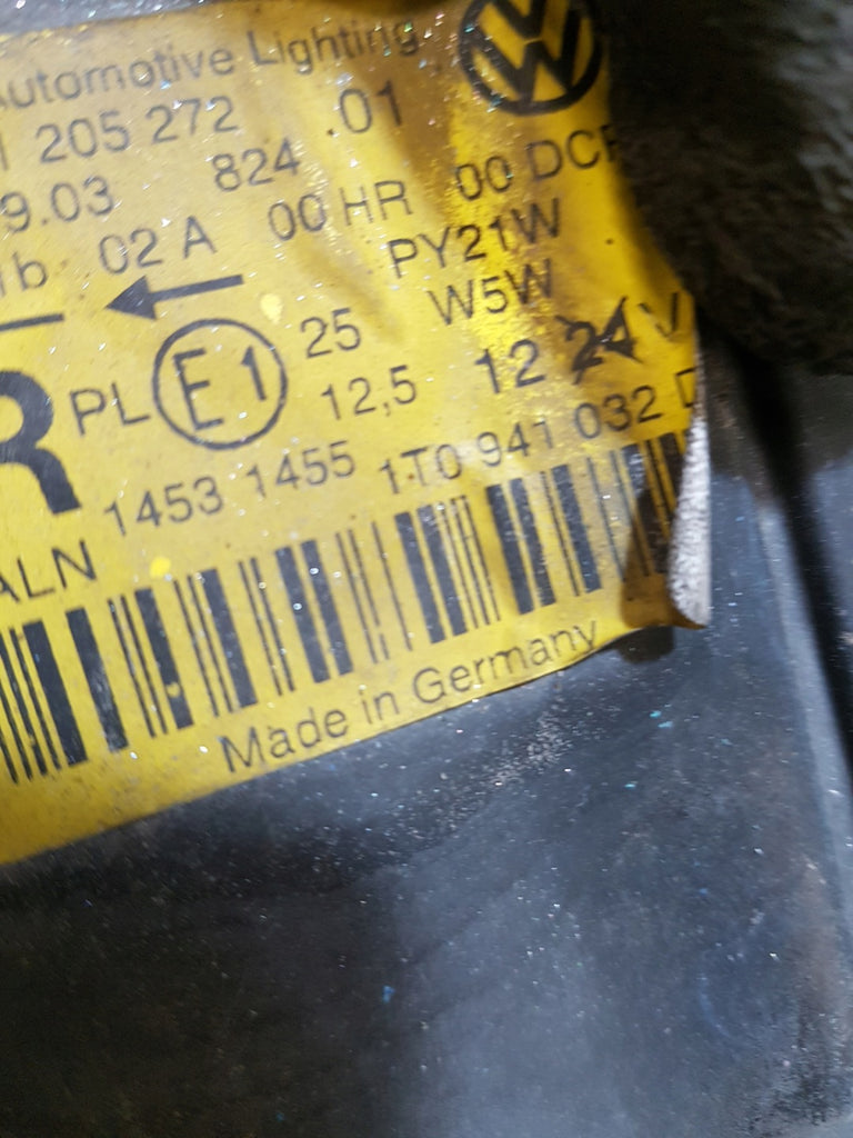 Frontscheinwerfer VW Touran 0301205272 Xenon Rechts Scheinwerfer Headlight SCH1678006022az