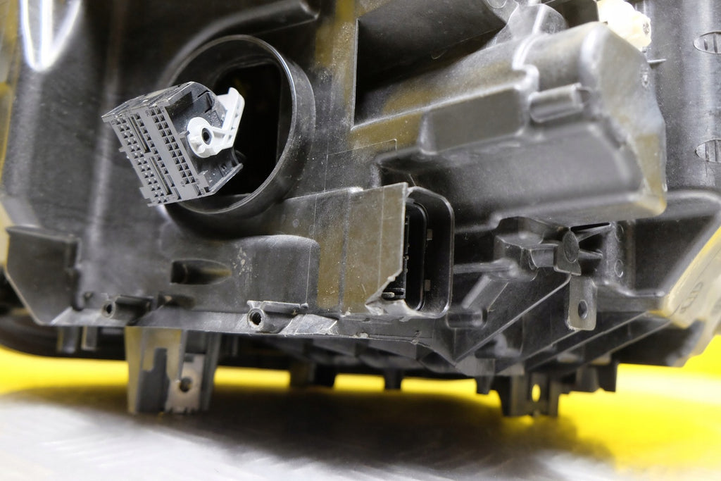 Frontscheinwerfer BMW 1 F20 747134001- LED Rechts Scheinwerfer Headlight SCH4467040806cg