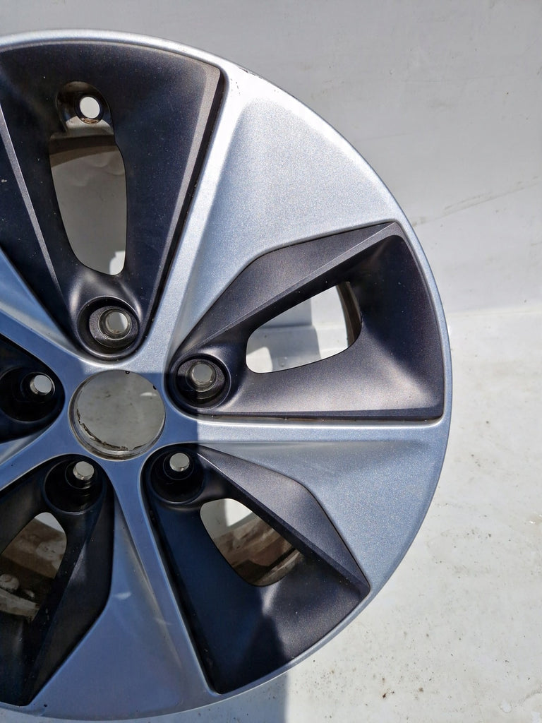 1x Alufelge 16 Zoll 6.5" 5x114.3 50ET 52910G7200 Hyundai Rim Wheel