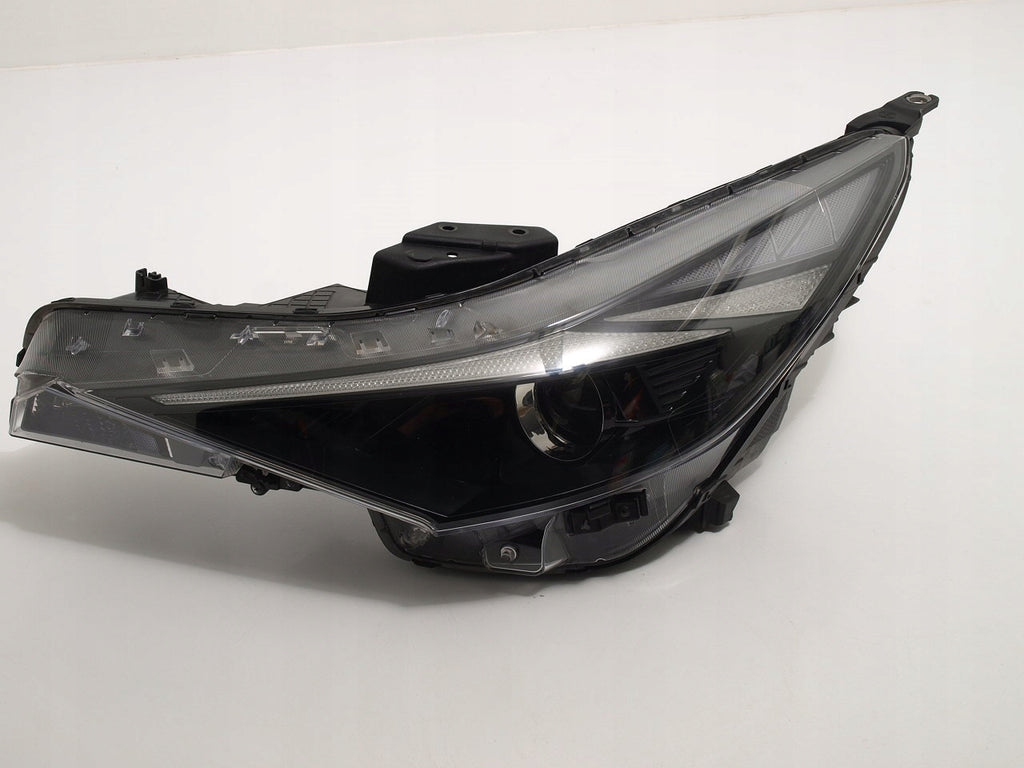 Frontscheinwerfer Hyundai Elantra VII Links Scheinwerfer Headlight SCH1226149117ko
