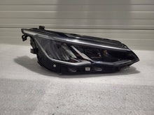 Laden Sie das Bild in den Galerie-Viewer, Frontscheinwerfer VW Golf VIII 5H1941006C LED Rechts Scheinwerfer Headlight SCH1236879621zl