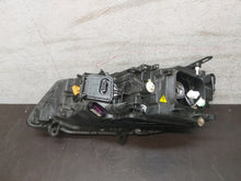 Laden Sie das Bild in den Galerie-Viewer, Frontscheinwerfer VW Touareg 7P1941034A 1ZT011937--22 LED Rechts Headlight