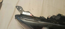 Laden Sie das Bild in den Galerie-Viewer, Frontscheinwerfer Mazda 2 YWQ1996 Rechts Scheinwerfer Headlight SCH1342877527ll
