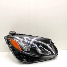 Laden Sie das Bild in den Galerie-Viewer, Frontscheinwerfer Mercedes-Benz W213 A2139069403 Rechts Scheinwerfer Headlight SCH5022065589su