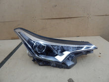 Laden Sie das Bild in den Galerie-Viewer, Frontscheinwerfer Toyota C-Hr Chr 81110-F4031-00 Rechts Scheinwerfer Headlight SCH6224297067it