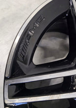 Load image into Gallery viewer, 1x Alufelge 18 Zoll 9.0" 5x112 49ET Glanz A2134016400 Mercedes-Benz Amg FEL7992006005vt