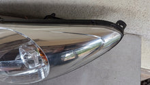Laden Sie das Bild in den Galerie-Viewer, Frontscheinwerfer Peugeot 9686606780 1K0937084D 5K0920861 Links Headlight SCH8119646982ww