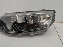 Laden Sie das Bild in den Galerie-Viewer, Frontscheinwerfer Skoda Octavia III Bi-Xenon Links Scheinwerfer Headlight SCH1228018874jr