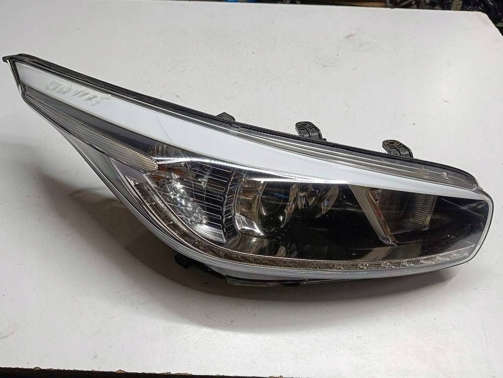 Frontscheinwerfer Kia Ceed 92102-A2250 Rechts Scheinwerfer Headlight SCH1651423653ed