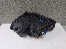 Laden Sie das Bild in den Galerie-Viewer, Frontscheinwerfer Mercedes-Benz W206 A2069062204 Rechts Scheinwerfer Headlight SCH7037560267fe