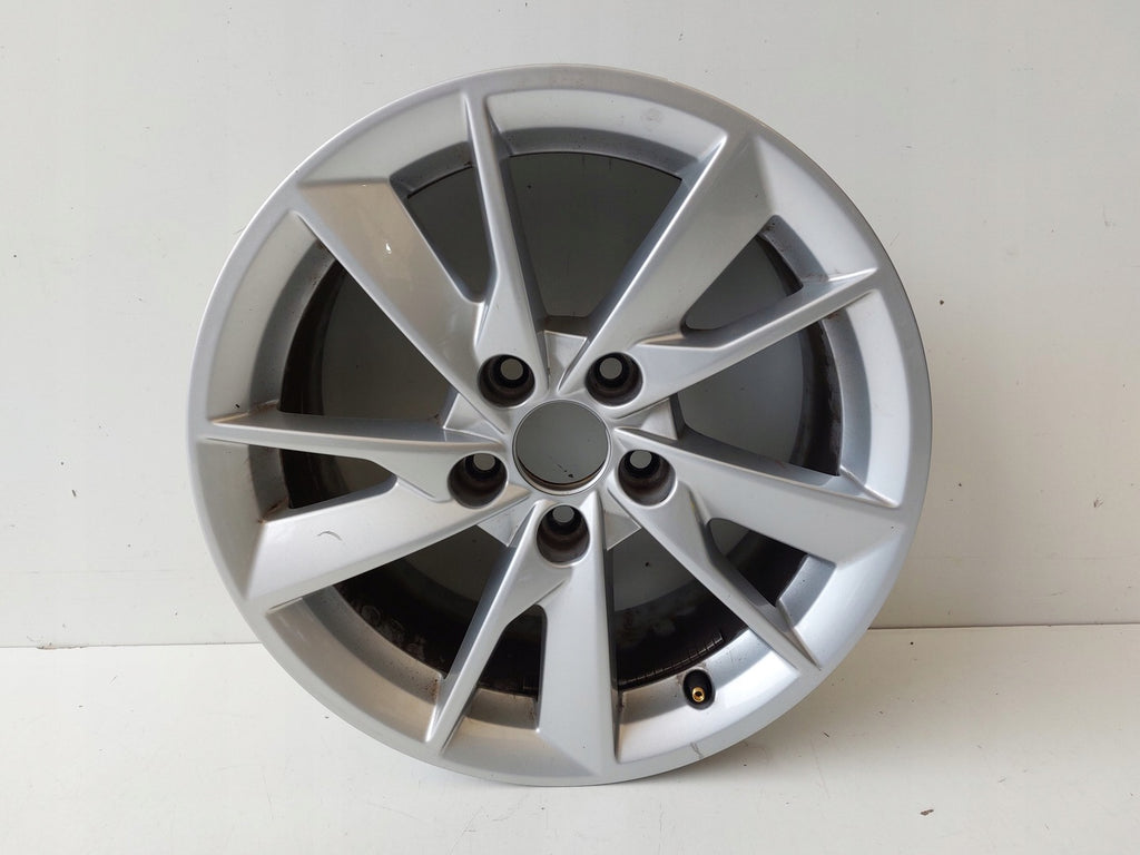 1x Alufelge 16 Zoll 7.0" 5x112 35ET Glanz Silber 8W0601025 Audi A4 B9 Rim Wheel