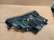 Load image into Gallery viewer, Frontscheinwerfer Skoda Superb III 3V1941015B Xenon Links Scheinwerfer Headlight