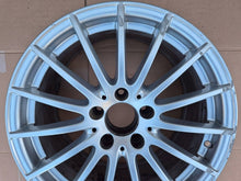 Laden Sie das Bild in den Galerie-Viewer, 1x Alufelge 17 Zoll 8.0" 5x112 41ET A2224010002- Mercedes-Benz W222 Rim Wheel FEL3418922387rr