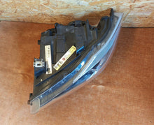 Load image into Gallery viewer, Frontscheinwerfer BMW 3 E91 E90 69427379 Xenon Links Scheinwerfer Headlight SCH8963095052zg