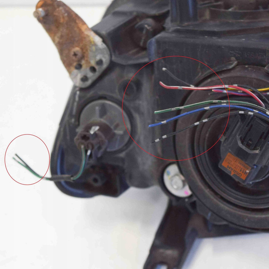 Frontscheinwerfer Mitsubishi Triton HAH30D Rechts Scheinwerfer Headlight SCH7225071490kl