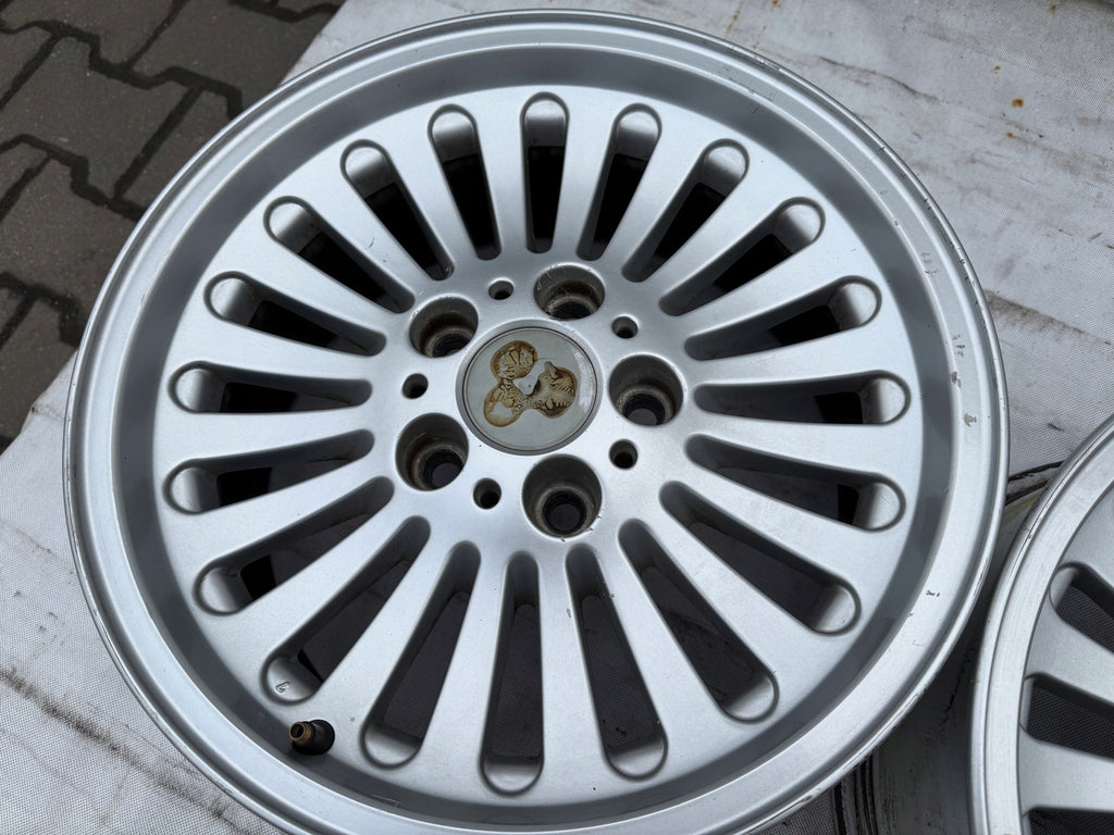 1x Alufelge 16 Zoll 7.0" 5x120 20ET 1092203 BMW 1 Rim Wheel