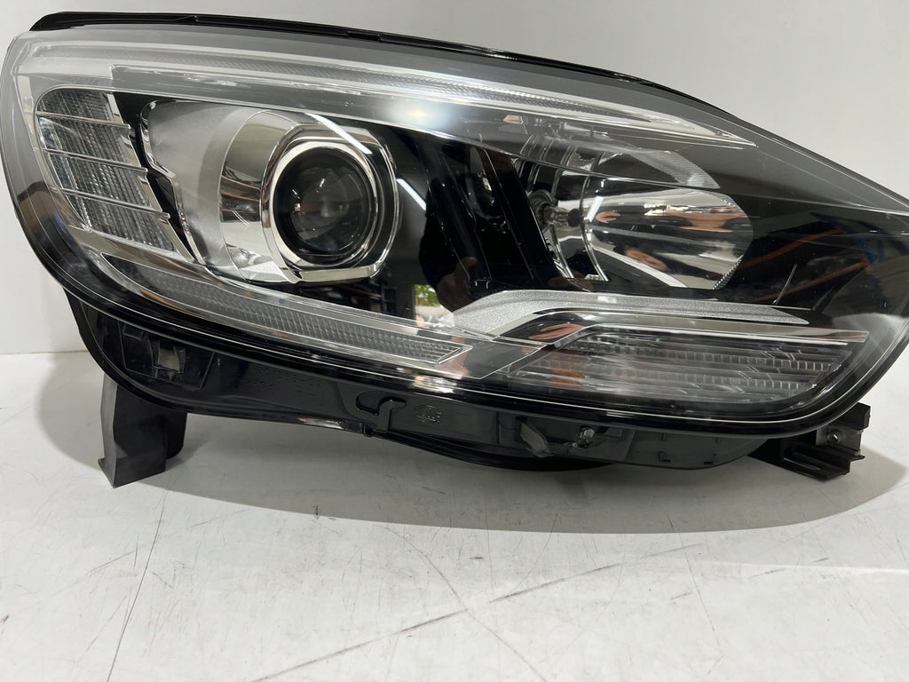 Frontscheinwerfer Renault Scenic 260101685 Rechts Scheinwerfer Headlight SCH7590632418py