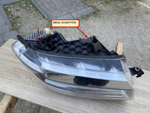 Load image into Gallery viewer, Frontscheinwerfer Man Tge Crafter 7C1941036F Rechts Scheinwerfer Headlight SCH3390884347lo