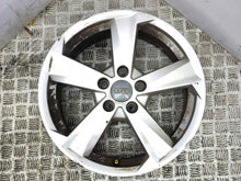 Laden Sie das Bild in den Galerie-Viewer, 1x Alufelge 17 Zoll 5x112 81A601025B Audi Q2 Rim Wheel FEL4663808053hi
