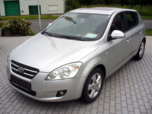 Laden Sie das Bild in den Galerie-Viewer, Frontscheinwerfer Kia Ceed 92102-1H000- Rechts Scheinwerfer Headlight