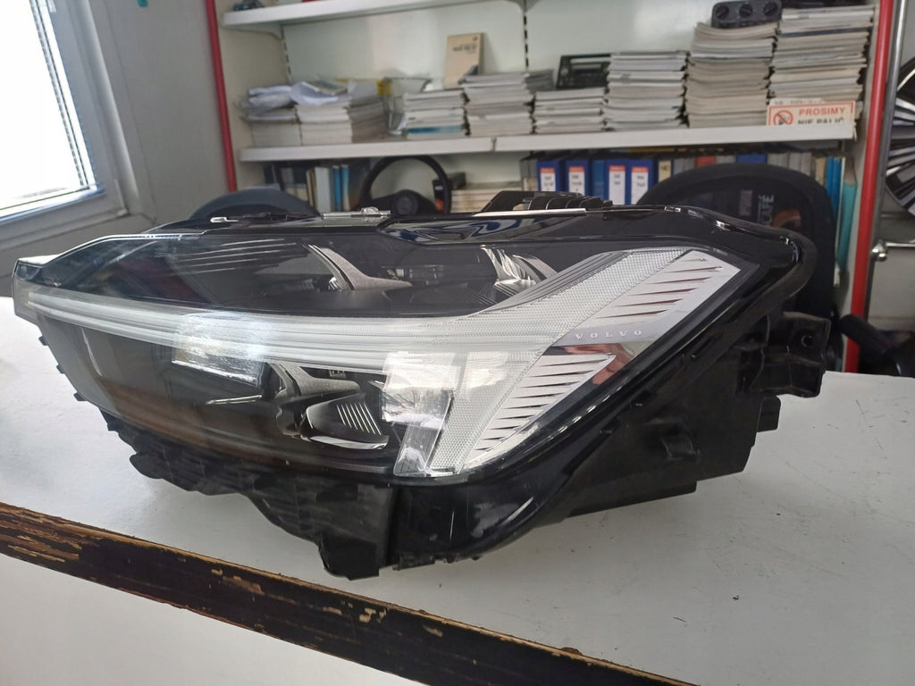 Frontscheinwerfer Volvo Xc60 32404709 LED Links Scheinwerfer Headlight SCH7173871264zf