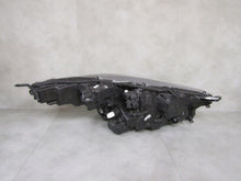 Laden Sie das Bild in den Galerie-Viewer, Frontscheinwerfer Toyota 4 Yaris LED Links Scheinwerfer Headlight SCH6910832534bk