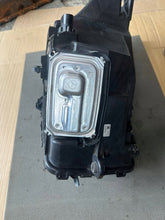 Laden Sie das Bild in den Galerie-Viewer, Frontscheinwerfer Mercedes-Benz Glc C253 X253 A2539066901 LED Links Headlight SCH1051857895hs