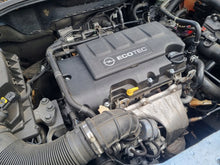 Load image into Gallery viewer, Motor Opel Astra A14NET 1.4 140PS 103kW 190TKm Benzin Engine Unkomplett MOT7558609458tp