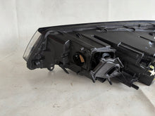 Laden Sie das Bild in den Galerie-Viewer, Frontscheinwerfer VW Touareg 7P1941034A Xenon Rechts Scheinwerfer Headlight