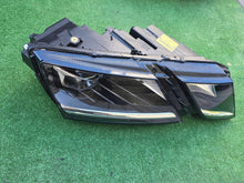 Laden Sie das Bild in den Galerie-Viewer, Frontscheinwerfer Skoda Octavia III 5E1941016F LED Rechts Scheinwerfer Headlight SCH7842466094nl